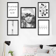 Set mit 5 gerahmten Schwarz-Weiß-Kunstdrucken von Aranea mit Liebesausdruck