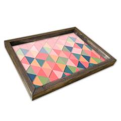 Plateau de table rectangle Caupona 30x40cm Pin massif foncé et Motif Triangle Multicolore